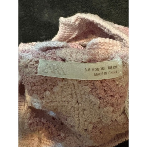 Zara Baby Girls Pink Crochet Granny‎ Square Ruffle Romper 3-6 Months - Picture 3 of 3